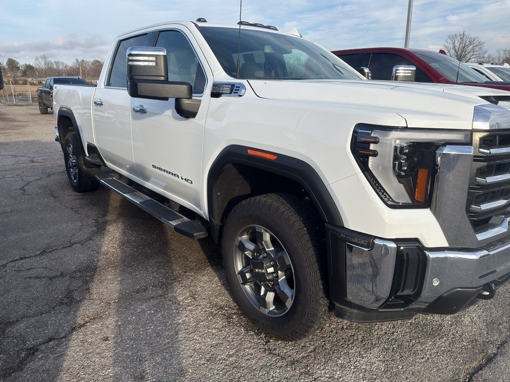 Used 2025 GMC Sierra 2500 SLT w/ SLT Premium Package AWD/4WD image 2