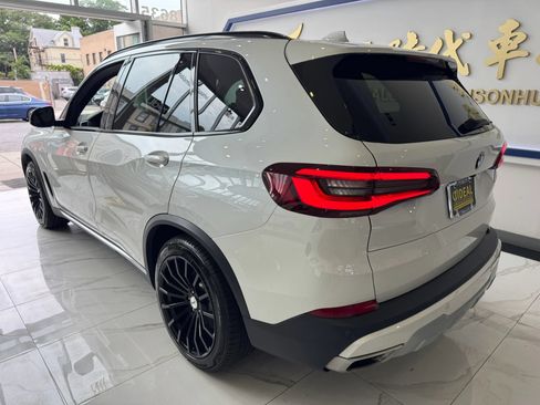 Used 2020 BMW X5 xDrive40i w/ Premium Package AWD/4WD image 5