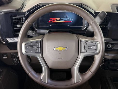 Used 2024 Chevrolet Silverado 2500 LT w/ Texas Edition AWD/4WD image 9