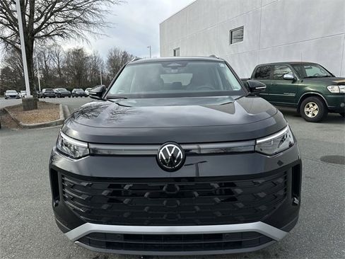 New 2026 Volkswagen Tiguan S image 8
