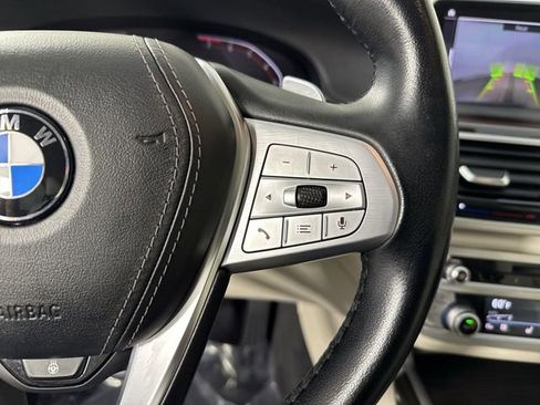 Used 2020 BMW 740i xDrive 740i xDrive w/ Cold Weather Package image 13