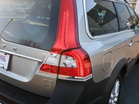 Used 2016 Volvo XC70 T5 Platinum image 26