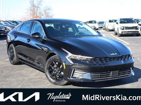 Certified 2025 Kia K5 LXS image 1