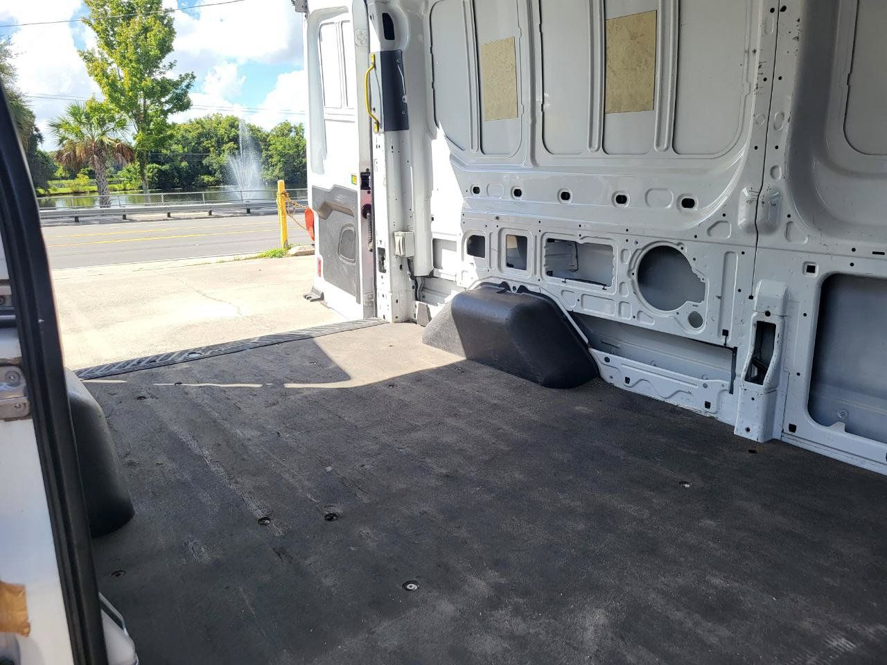 Used 2016 Ford Transit 150 148 Medium Roof RWD image 38