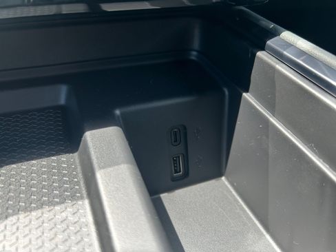 New 2026 GMC Acadia AT4 w/ LPO, Floor Liner Package image 21