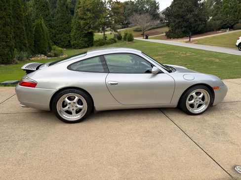 Used 2000 Porsche 911 Carrera RWD image 5