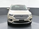 Used 2017 Ford Escape SE image 2