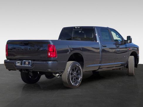 New 2026 RAM 3500 Laramie AWD/4WD image 4