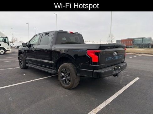 Used 2025 Ford F150 Lightning Flash image 10