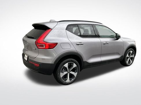 New 2026 Volvo XC40 B5 Plus w/ Protection Package Premier image 4