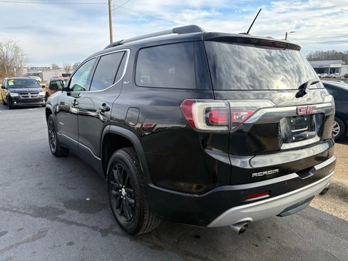 Used 2019 GMC Acadia SLT w/ LPO, Black Accent Package FWD image 5
