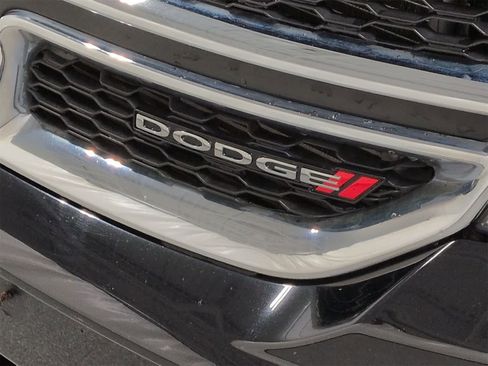 Used 2018 Dodge Journey SE image 12