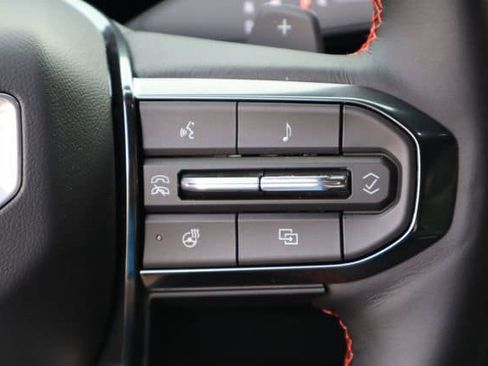 Used 2026 GMC Yukon AT4 Ultimate AWD/4WD image 15