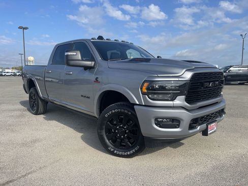New 2024 RAM 2500 Limited image 2