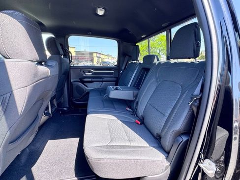 New 2026 RAM 1500 4x4 Crew Cab image 17