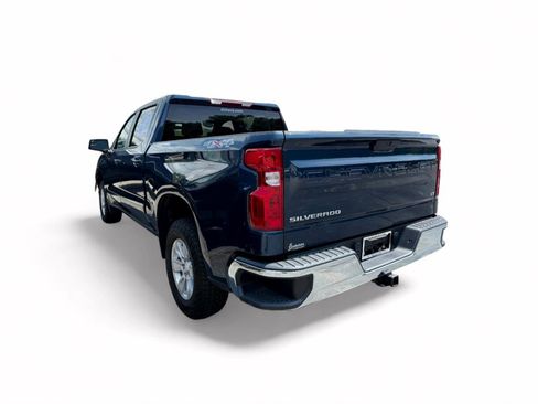 Used 2022 Chevrolet Silverado 1500 LT image 3