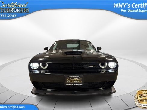 Used 2016 Dodge Challenger SRT Hellcat RWD image 2
