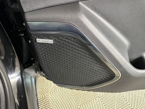 New 2025 GMC Acadia Elevation w/ Elevation Premium Package image 29