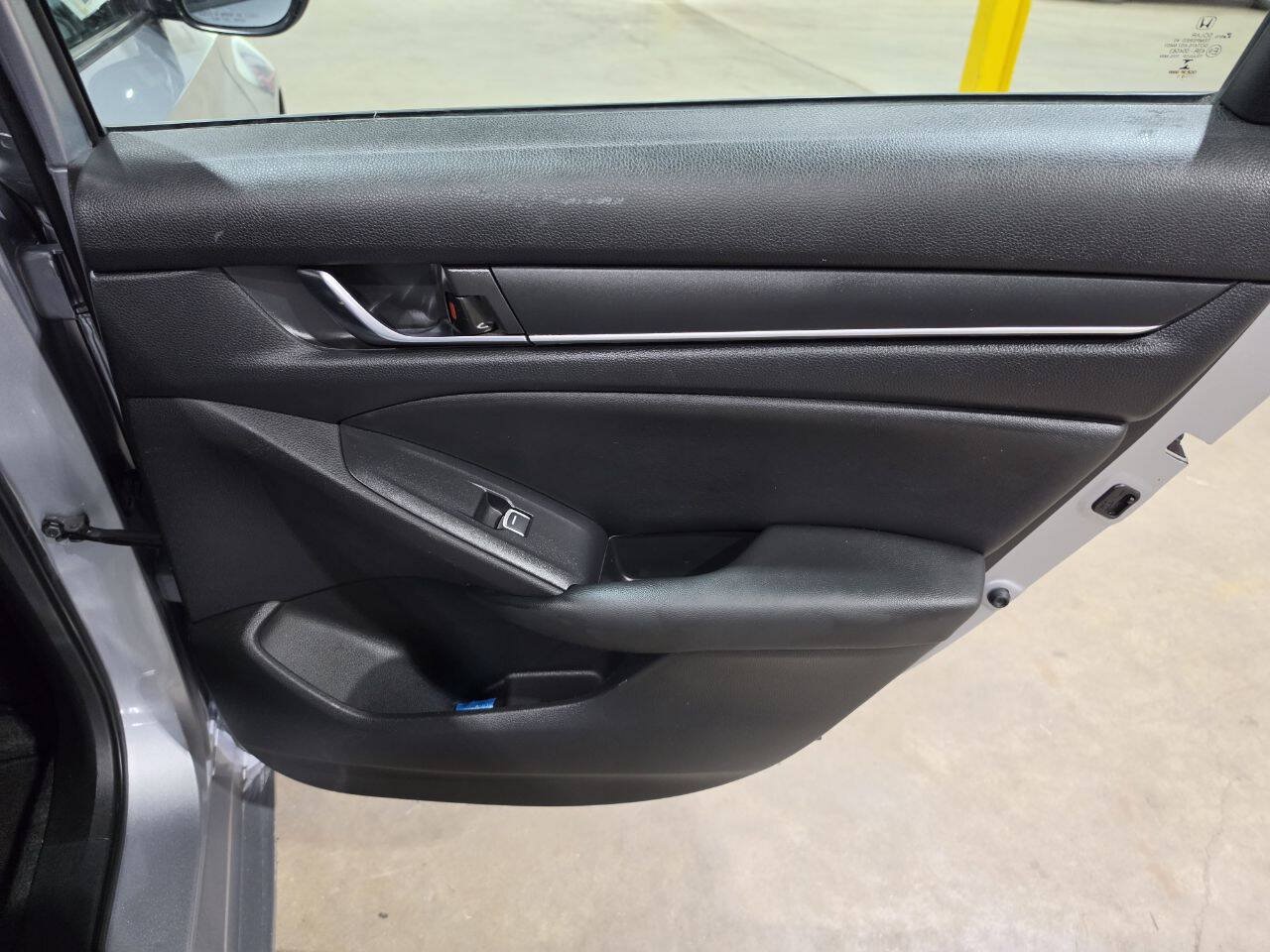 Used 2021 Honda Accord Sport image 24