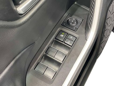 Used 2023 Toyota RAV4 XLE FWD image 18
