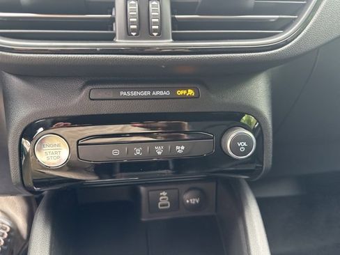 New 2025 Ford Escape ST-Line Elite w/ Tech Pack #1 image 19