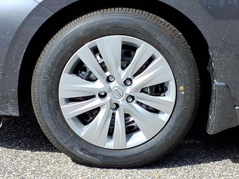 New 2025 Nissan Sentra S image 5