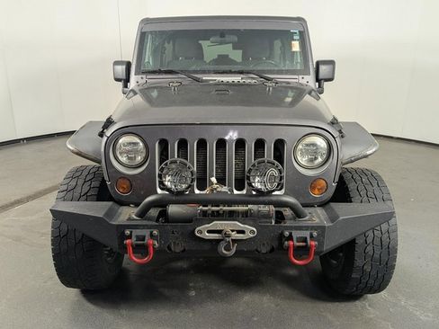 Used 2012 Jeep Wrangler Unlimited Rubicon w/ Connectivity Group image 3