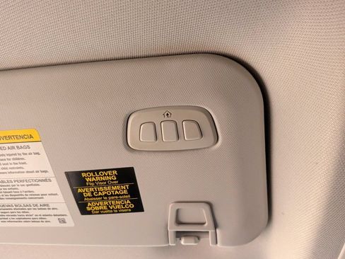 Used 2022 Ford Escape Titanium FWD image 20