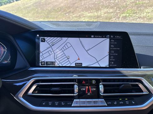 Used 2022 BMW X5 xDrive40i w/ Premium Package image 24