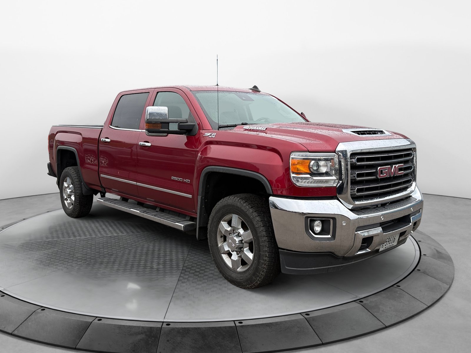 Used 2019 GMC Sierra 2500 SLT w/ Driver Alert Package AWD/4WD image 4