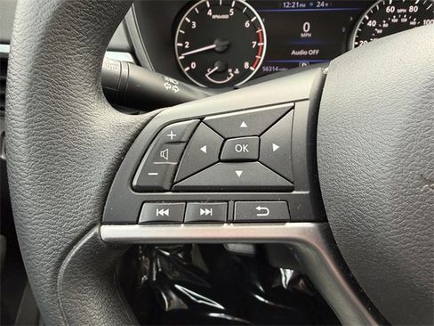 Used 2020 Nissan Altima 2.5 S image 18