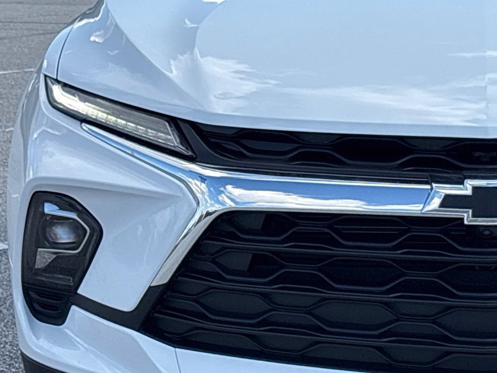 New 2026 Chevrolet Blazer LT FWD image 32