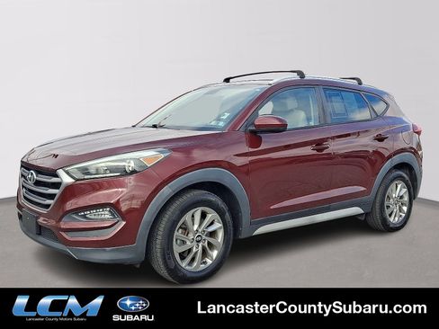 Used 2017 Hyundai Tucson SE image 1