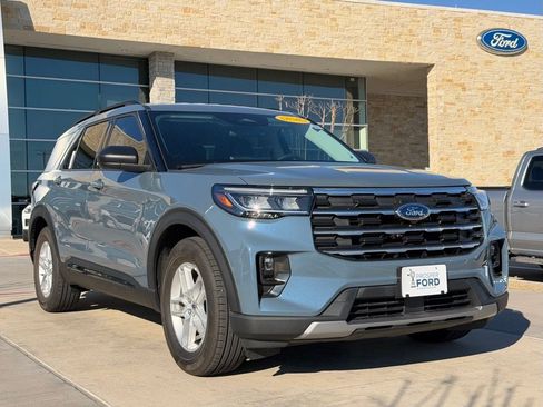 New 2026 Ford Explorer Active w/ Active Comfort Package image 55