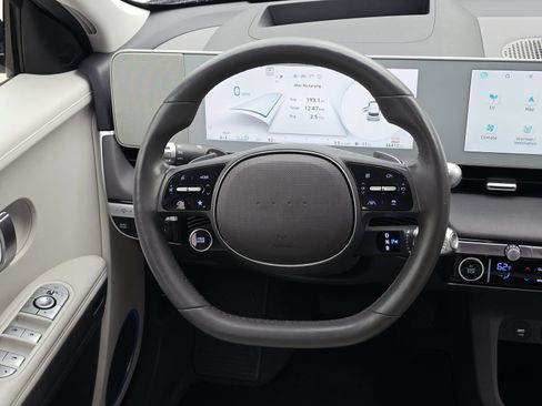 Certified 2024 Hyundai Ioniq 5 Limited RWD image 27