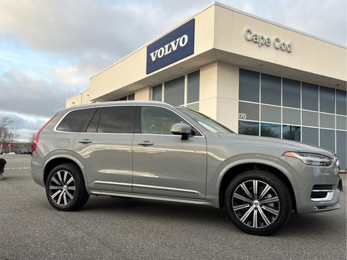 Used 2024 Volvo XC90 B6 Plus w/ Protection Package Premier image 2