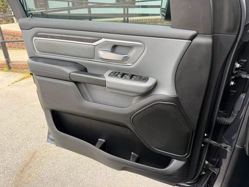 Used 2019 RAM 1500 Big Horn image 34