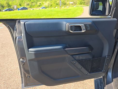 Used 2024 Ford Bronco Outer Banks AWD/4WD image 18