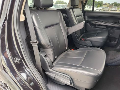 Used 2024 Ford Expedition XLT RWD image 26