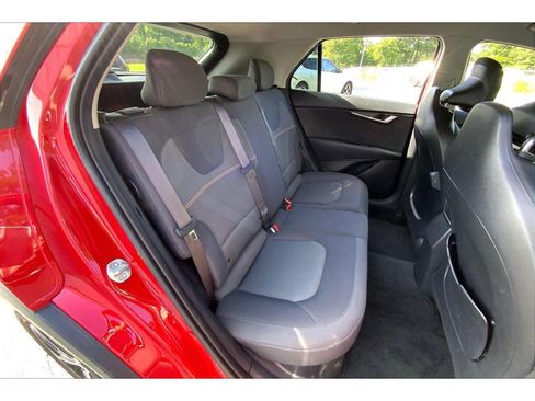 Used 2024 Kia Niro LX FWD image 22