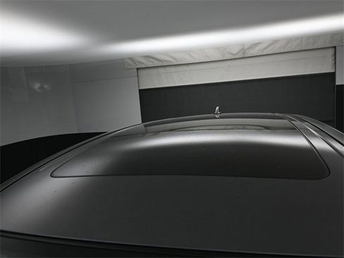 Used 2022 Nissan Murano SL w/ SL Moonroof Package image 12