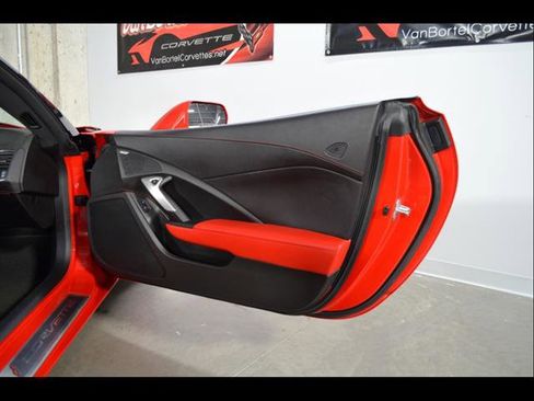 Used 2014 Chevrolet Corvette Stingray w/ 2LT Preferred Equipment Group image 20