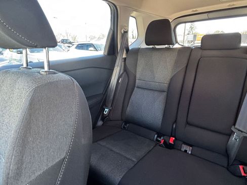 Used 2025 Nissan Rogue SV image 39