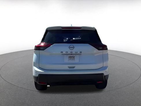 Used 2025 Nissan Rogue SV image 16