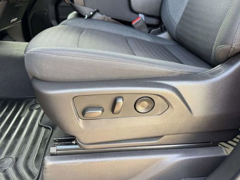 Used 2025 Chevrolet Silverado 1500 Custom AWD/4WD image 19