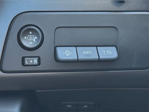 Used 2017 Chevrolet Corvette Stingray Coupe w/ 3LT Preferred Equipment Group image 21