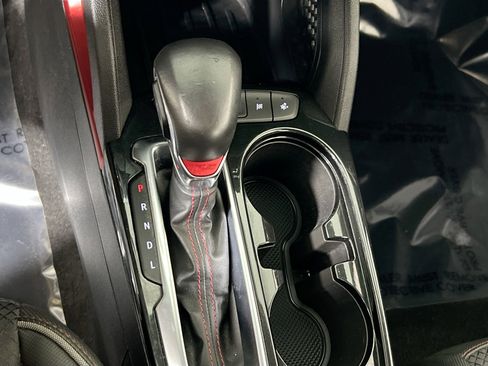 Used 2021 Chevrolet TrailBlazer RS w/ Convenience Package image 16