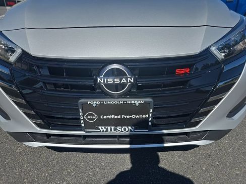 Used 2025 Nissan Versa SR w/ Trunk Package FWD image 31
