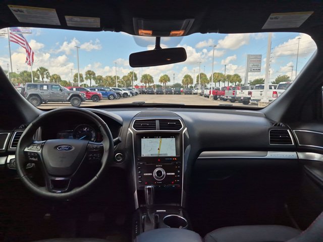 Used 2018 Ford Explorer Sport AWD/4WD image 12