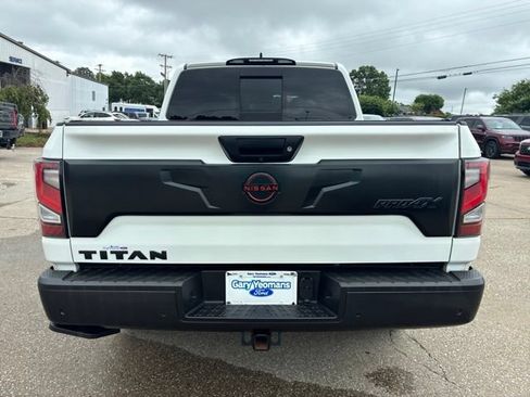 Used 2023 Nissan Titan PRO-4X w/ Pro-4x Convenience Package AWD/4WD image 8